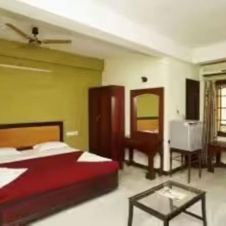 Hotel Soorya Heritage Inn Pondicherry Exterior foto